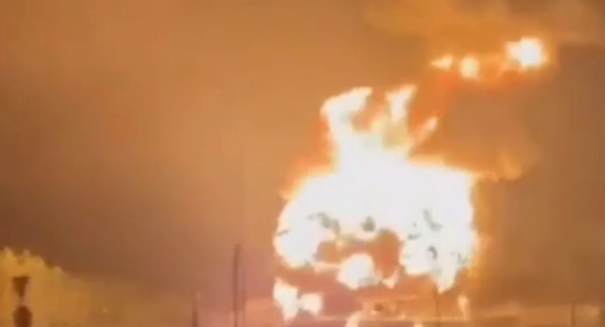 Силы обороны нанесли удар по нефтебазе в Белгородской области и складу МТС оккупантов - Генштаб - today.ua