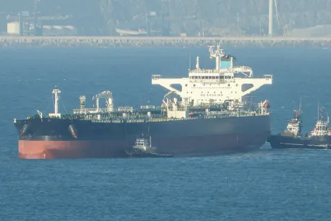 В Госдуме РФ призвали торпедировать американские катера в ответ на захват танкера Marinera