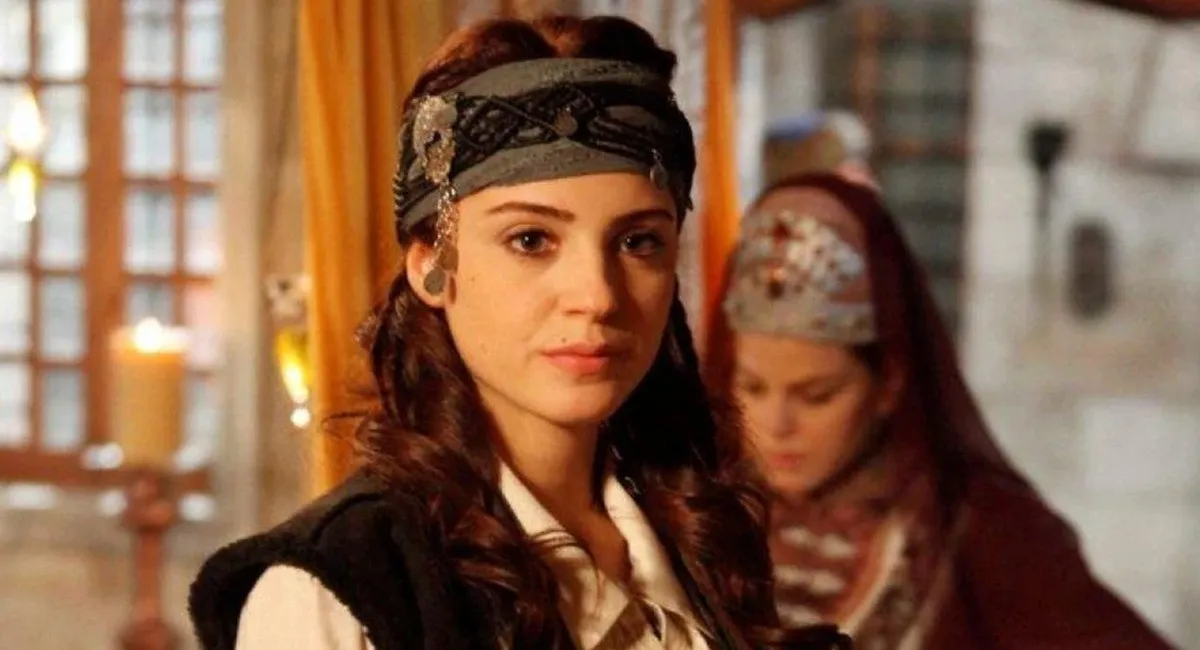 Скандал у шоу-бізнесі: зірка Величного століття потрапила за ґрати через наркотики - today.ua