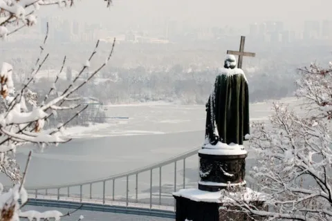 Наступною після Дніпра може стати столиця: влада закликала киян підготуватись до можливого холоду і мороку  