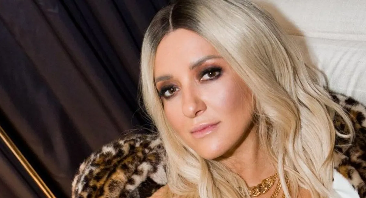 Могилевська заради чоловіка виїхала з України й показала "нове життя"