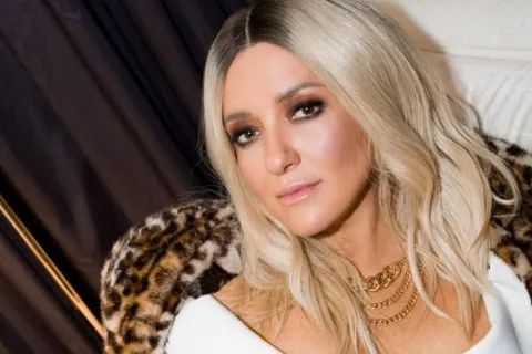 Могилевская ради мужа уехала из Украины и показала "новую жизнь"