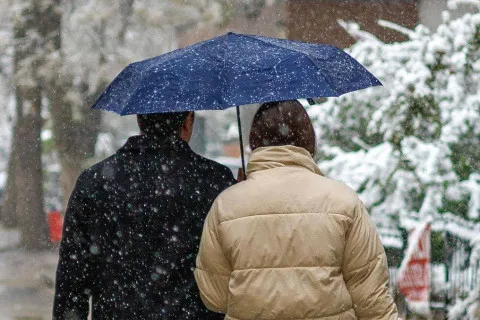 Мороз до -20, дожди и снегопады: синоптик предупредил о сложных погодных условиях в выходные