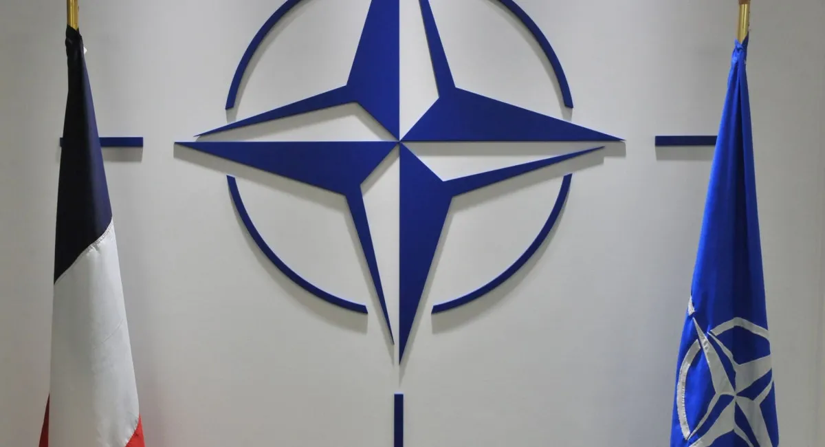 Во Франции сделали заявление о возможном выходе из НАТО - today.ua
