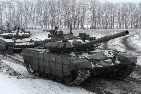 РФ нашла новый способ наступления: танки возвращаются на фронт