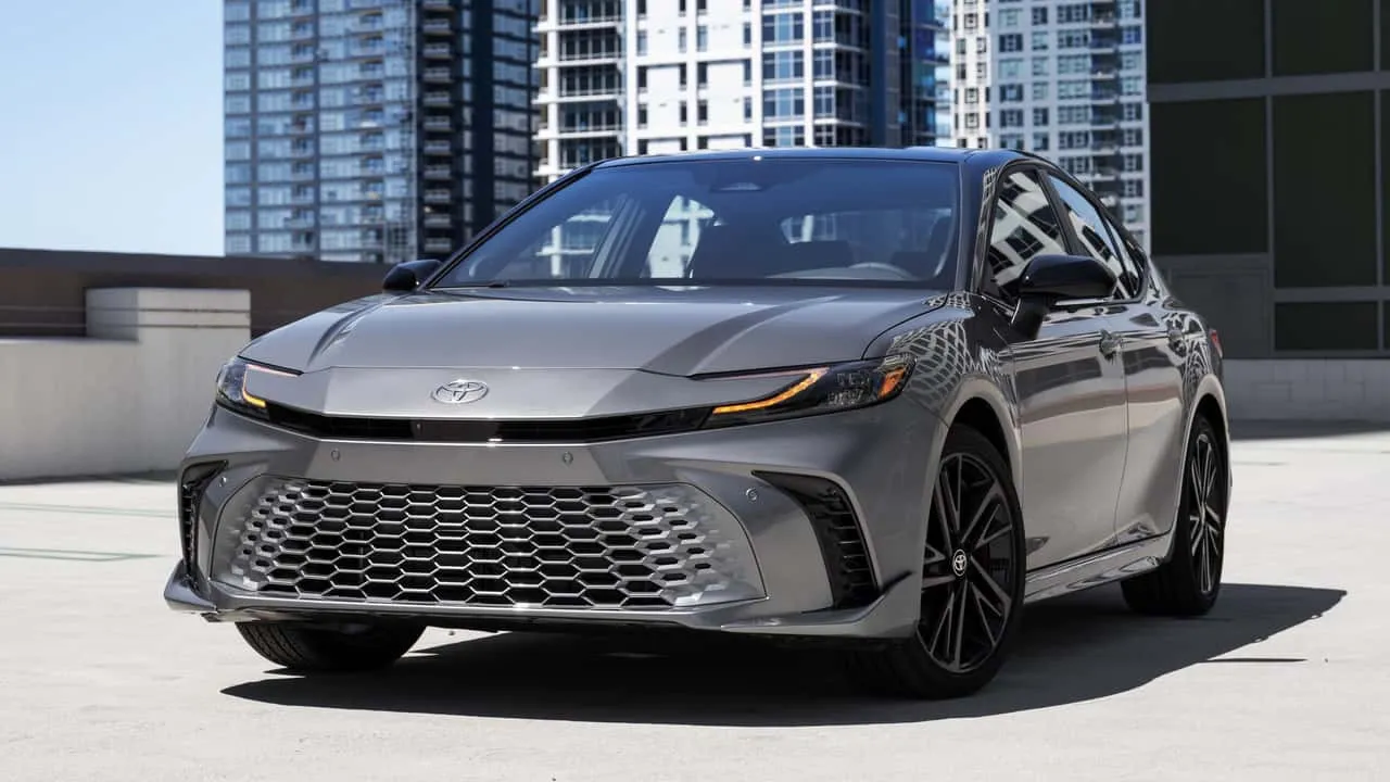 Міць японського автопрому: ТОП-5 моделей Toyota, які з легкістю долають понад 300 тис. км - today.ua