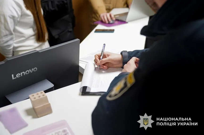 Похід до стоматолога закінчився смертю: в Ужгороді сталась трагедія з 12-річною дівчинкою Похід до стоматолога закінчився смертю: в Ужгороді сталась трагедія з 12-річною дівчинкою - today.ua