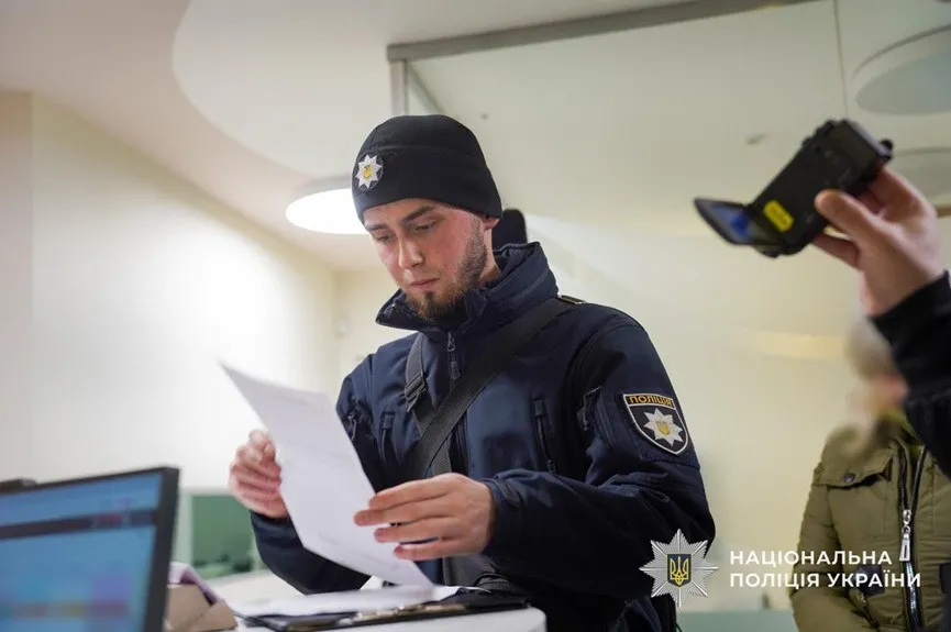 Похід до стоматолога закінчився смертю: в Ужгороді сталась трагедія з 12-річною дівчинкою Похід до стоматолога закінчився смертю: в Ужгороді сталась трагедія з 12-річною дівчинкою - today.ua