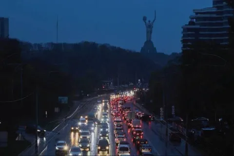 Кожен сам за себе: експерт про можливу евакуацію Києва