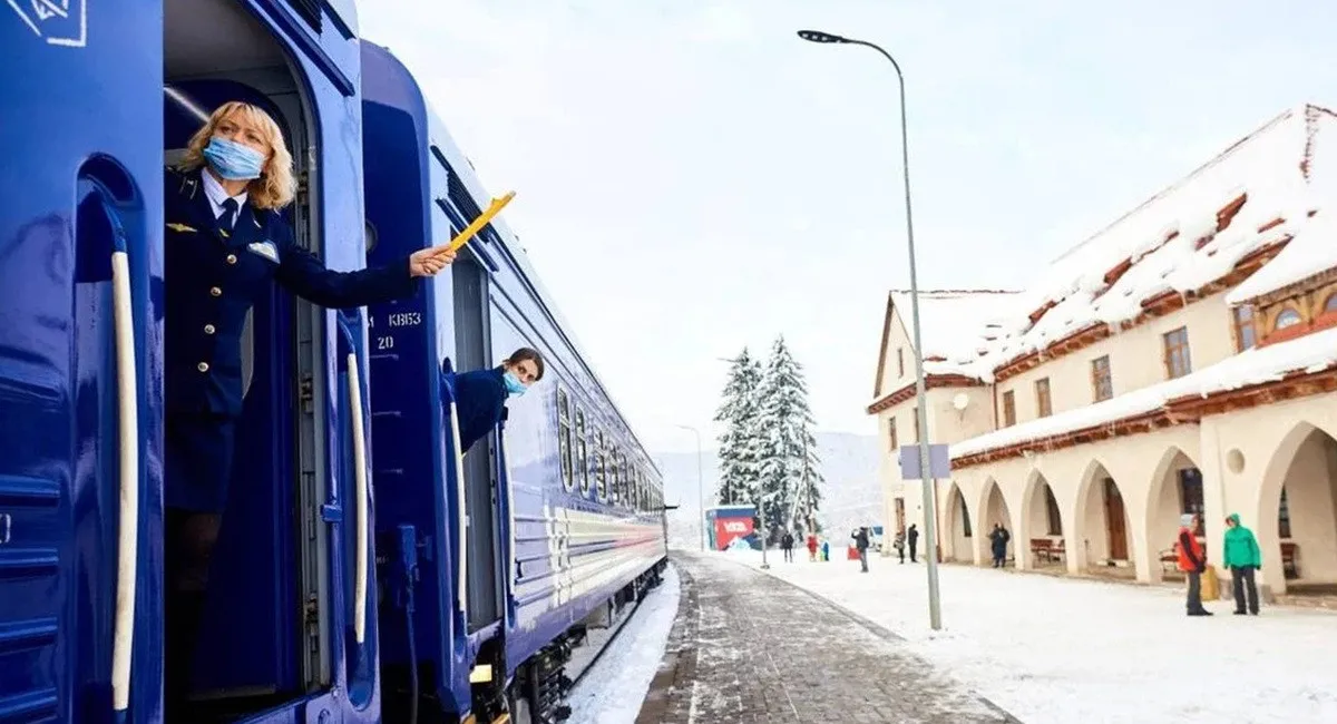 Укрзалізниця змінила час відправлення та зупинки 118 поїздів: що варто знати пасажирам - today.ua