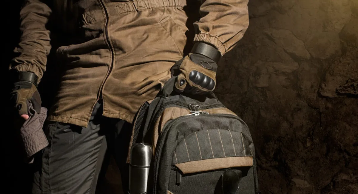 Запас еды, воды и наличные на 3–5 дней: МВД дало советы из-за чрезвычайной ситуации в энергетике (фото) - today.ua