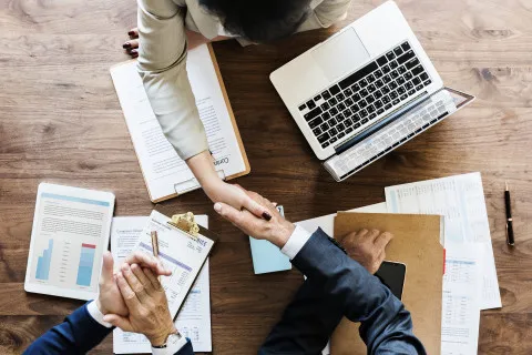 Украинцам выплатят финансовую помощь в связи с отключениями света: Свириденко назвала суммы