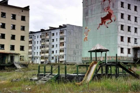 Другий шанс для будівель і людей: в Україні реконструюють занедбану нерухомість під житло для переселенців