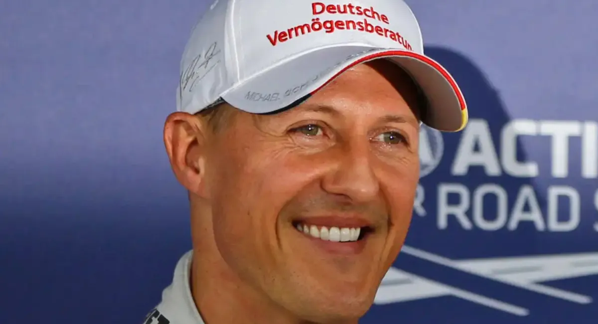Міхаель Шумахер більше не прикутий до ліжка: стали відомі нові деталі про здоров'я легенди Формули-1 - today.ua