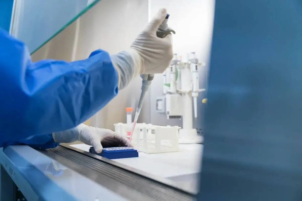 ШІ навчився створювати живі віруси з нуля: прорив у медицині чи тривожний сигнал для людства? - today.ua