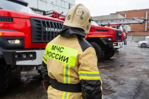 Дым на километры: в России горит стратегический завод, который отобрали у Volkswagen (видео)