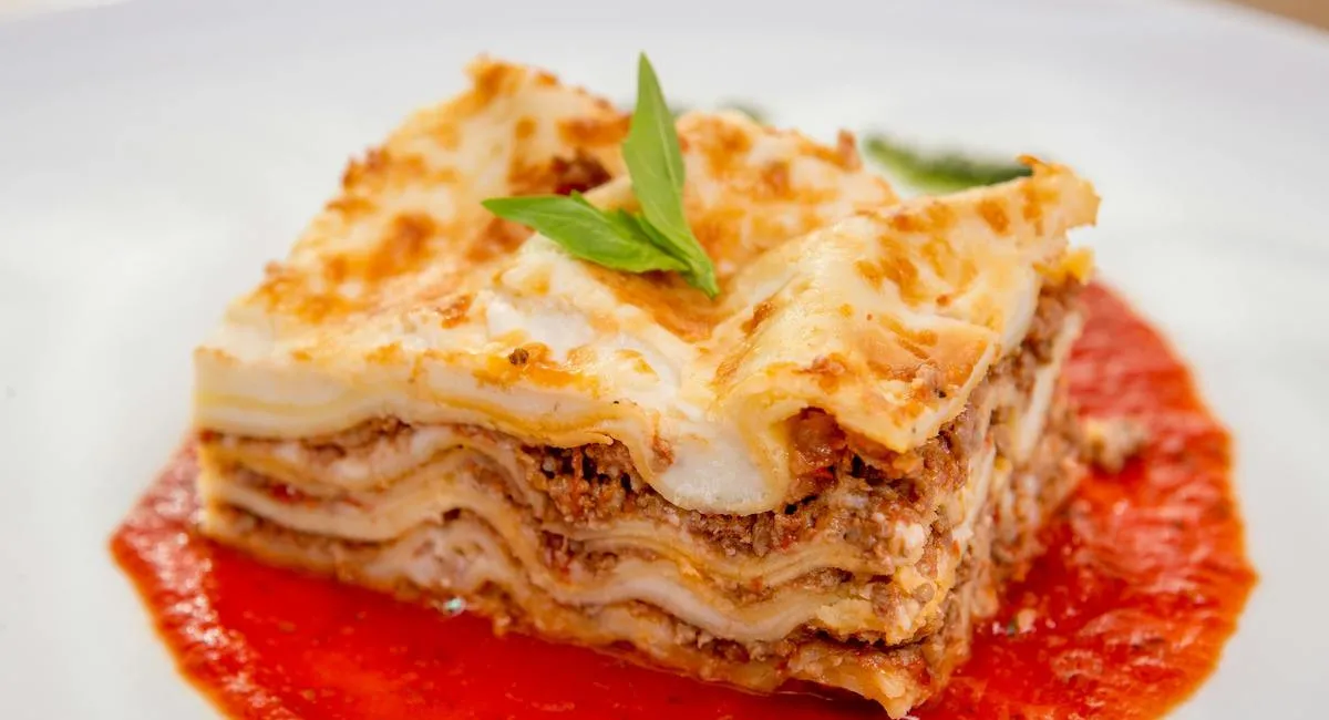 Лазанья как в ресторане: рецепт вкусного итальянского блюда для семейного ужина - today.ua