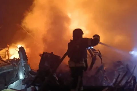 РФ атаковала Вильнянск, Одессу и Кривой Рог: есть погибшие, разрушения и пожары (фото)