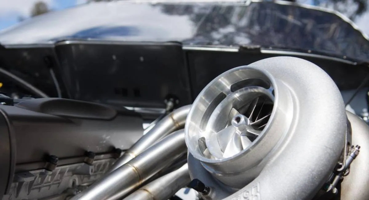 Турбина может уничтожить двигатель за считанные километры: главные признаки поломки - today.ua