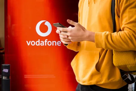 Vodafone запускает новые тарифы со 2 июля: как получить интернет в отпуске в Евросоюзе без доплат