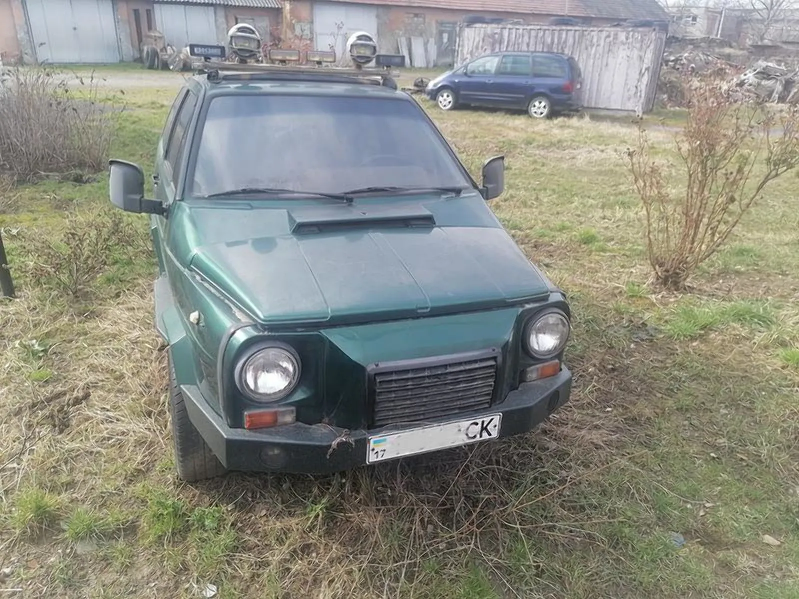 В Україні позашляховик ЛуАЗ-969 схрестили з VW Golf: фото - today.ua