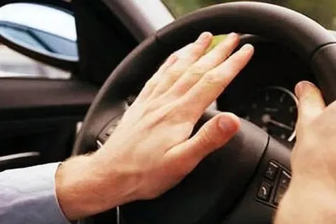 Будь-якого водія в Україні за звичайні дії можуть штрафувати щодня