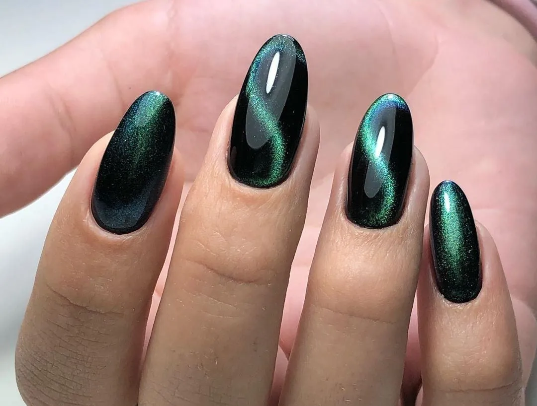 Антитренди літнього манікюру: який нейл-арт зіпсує навіть найстильніший образ Антитренди літнього манікюру: який нейл-арт зіпсує навіть найстильніший образ - today.ua