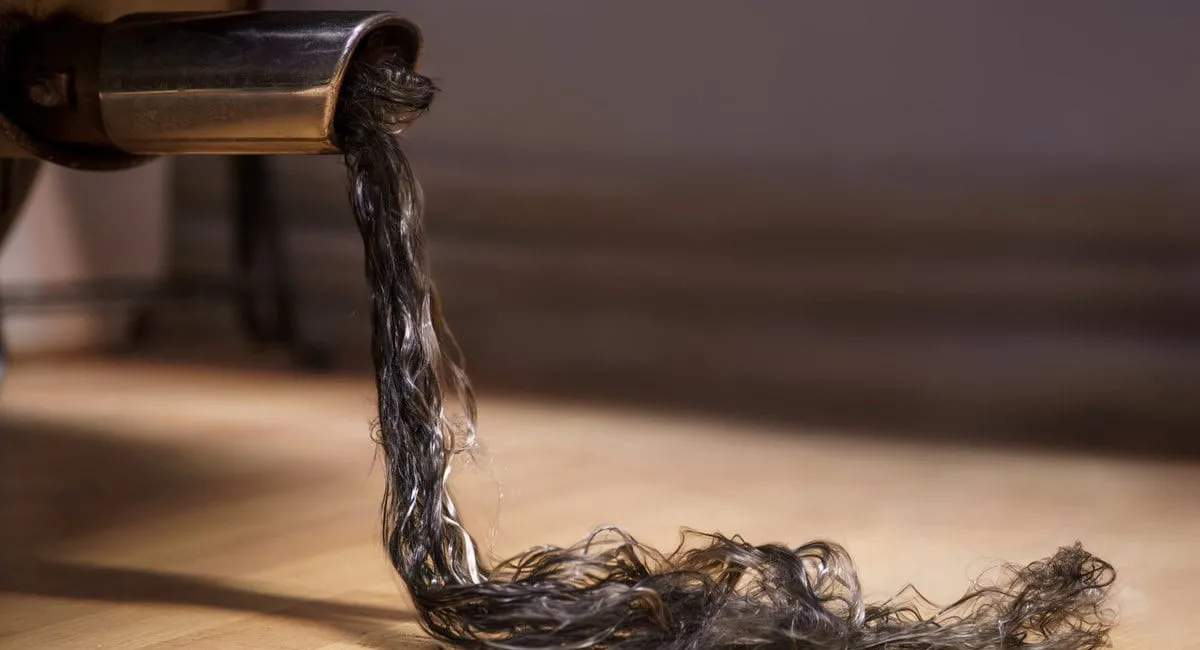 Що означає поява “волосся” у вихлопній трубі: чи є привід для тривоги - today.ua