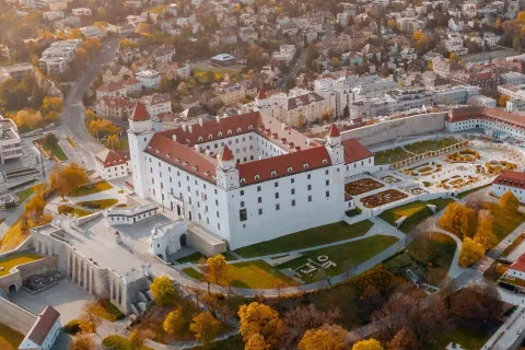 Обучение в Словакии: как украинские абитуриенты могут получить бесплатное европейское образование