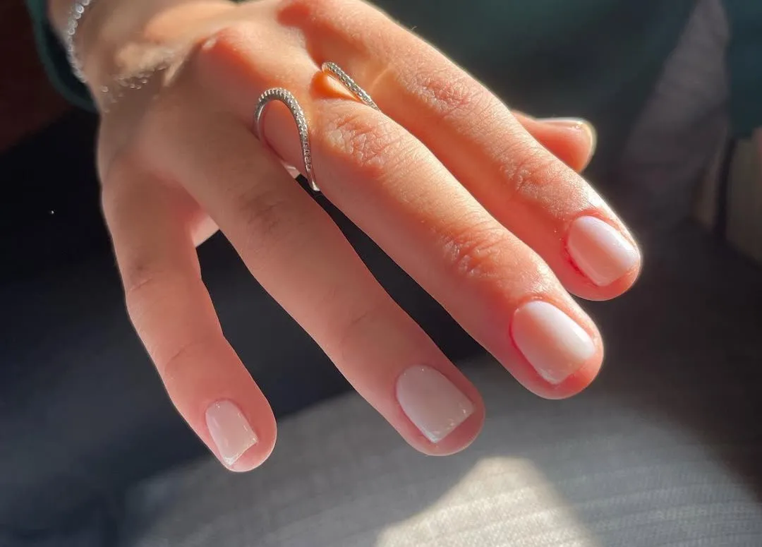 Трендовый маникюр Funny Bunny: как выглядит модный дизайн, который подходит всем - today.ua