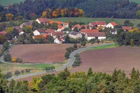 Відродження польської глибинки: українці скуповують хати у селах Польщі