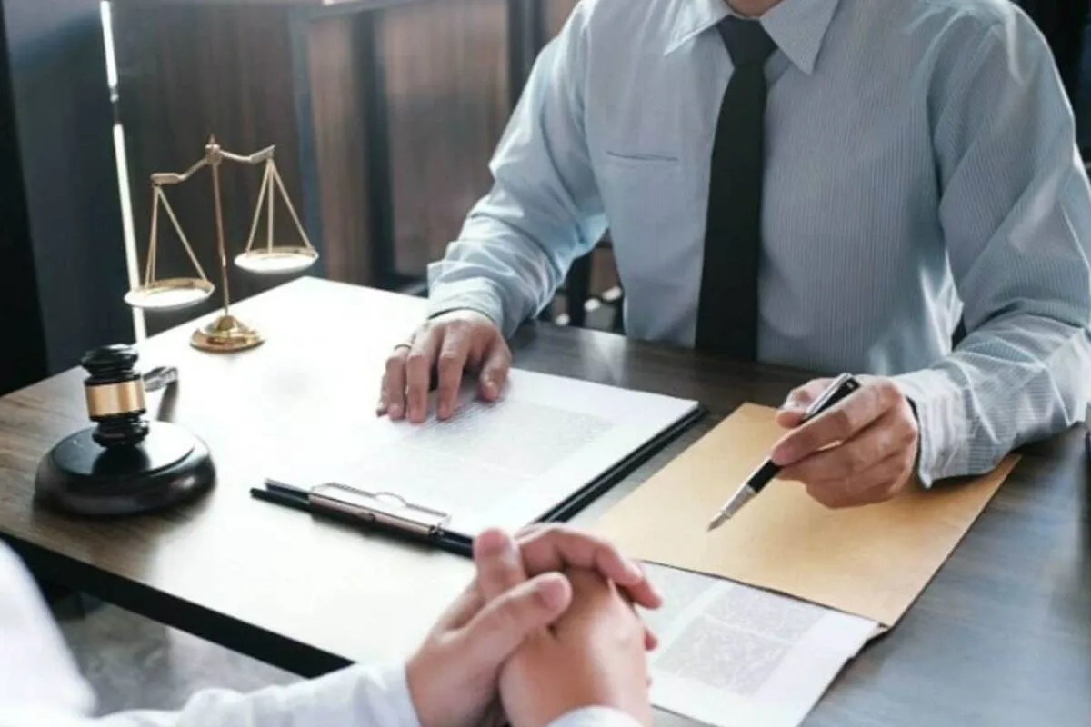 Украинцы массово теряют свое наследство во время войны: можно ли вернуть право на имущество - today.ua