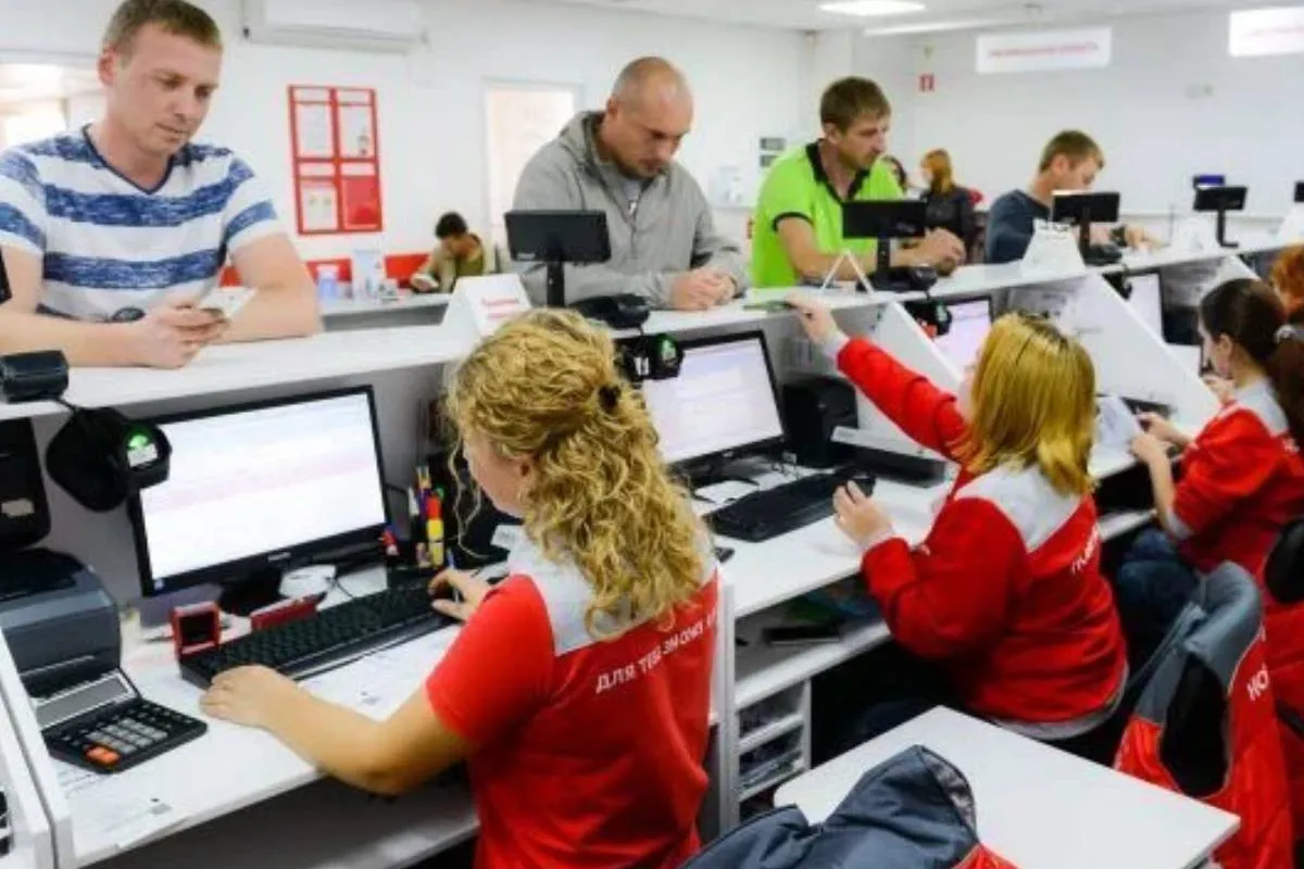 Чутки про масові звільнення у Новій пошті: у компанії пояснили, що відбувається насправді - today.ua