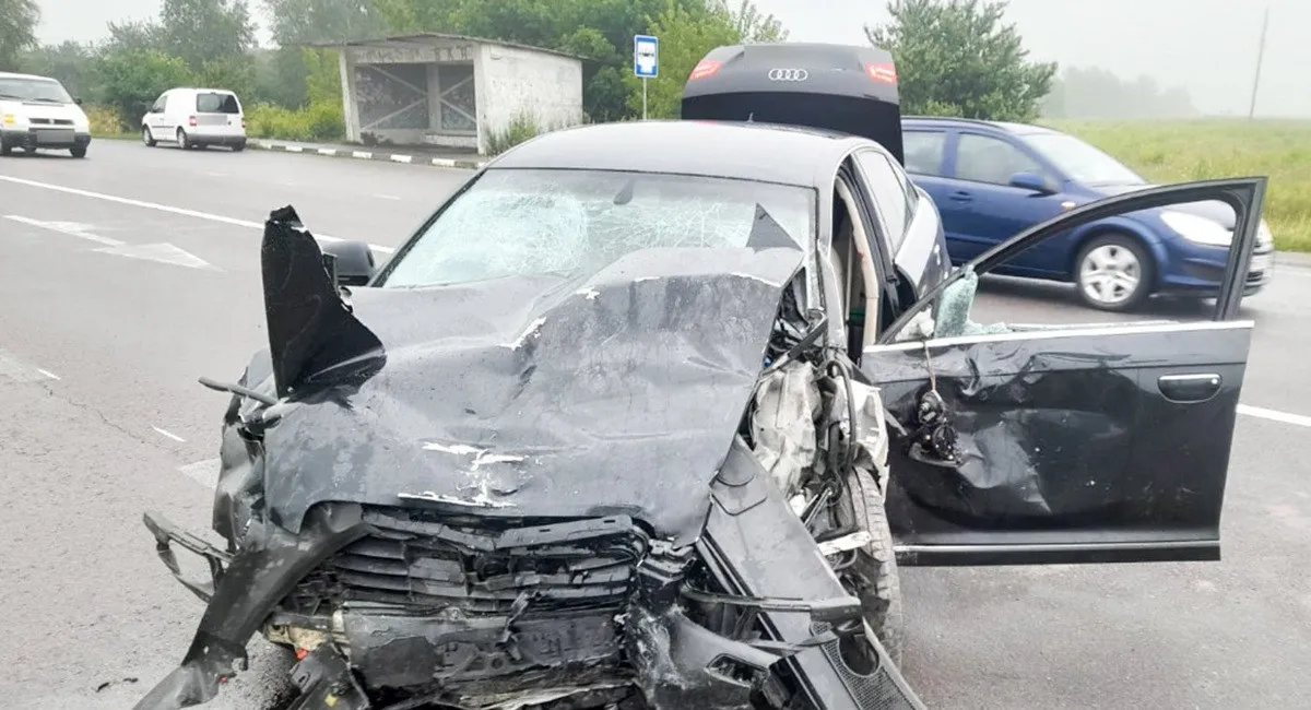 Страшная авария в Ровенской области: столкновение Volkswagen и Audi унесло три жизни - today.ua