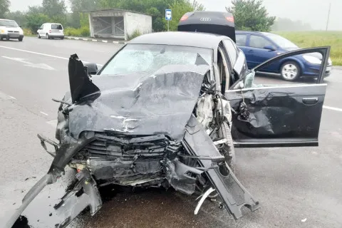 Страшная авария в Ровенской области: столкновение Volkswagen и Audi унесло три жизни
