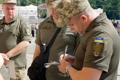 От выговора до понижения в звании: за что будут наказывать работников ТЦК уже с сегодняшнего дня