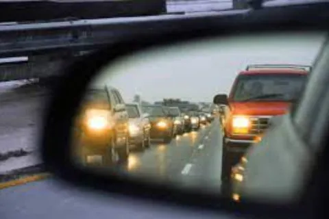 На що звернути увагу водіям, щоб уникнути штрафів за фари