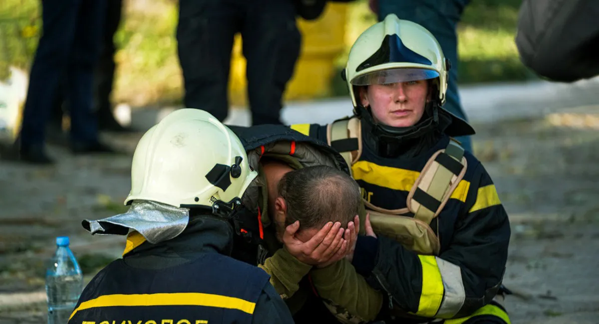 Під час нічної атаки на Київ Шахеди поцілили в багатоповерхівку, серед поранених - дворічна дитина - today.ua