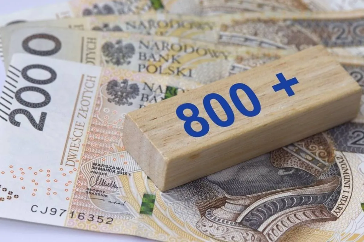 У 2025 році на українців у Польщі очікують перевірки: хто ризикує втратити допомогу - today.ua