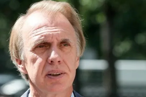 "На Заході прийняли рішення більше не гратися з Росією в мирні угоди": Україні дадуть гроші на війну, щоб вона могла добити Путіна остаточно, - Огризко