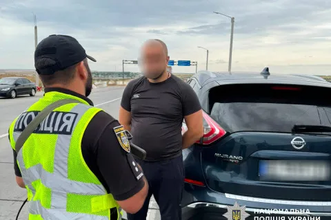 Нові обставини ранкової летальної ДТП на трасі Одеса-Миколаїв: поліція затримала водія, який може бути призвідником аварії