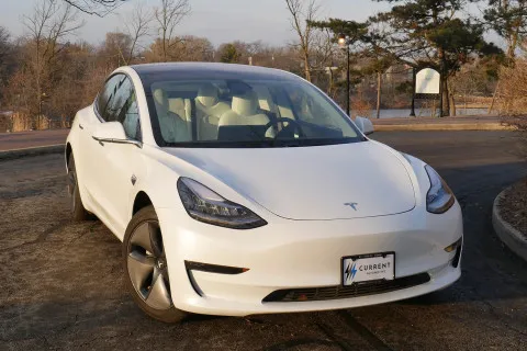 Обслуговування Tesla дешеве, але є нюанс: яку суму власник втратив за 6 років