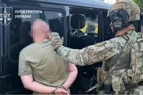 Понад 700 боєприпасів і 1,2 тонни вибухівки: на Харківщині затримали військових