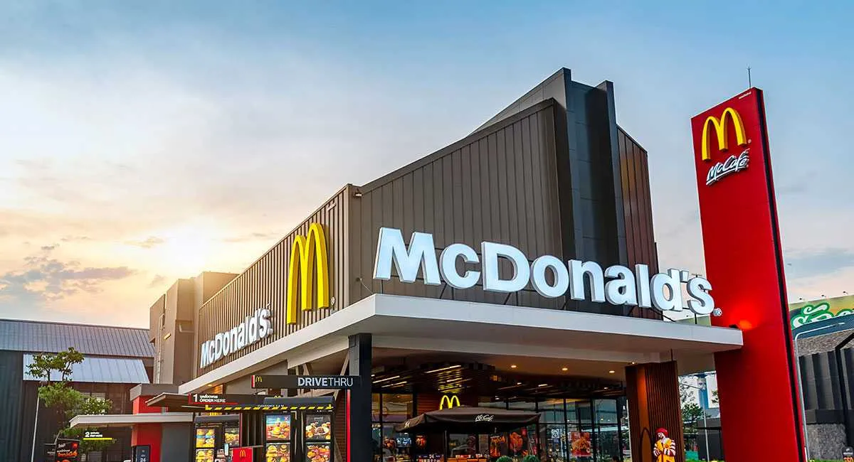 McDonald's переписав правила функціонування для України: що зміниться для відвідувачів популярної мережі - today.ua