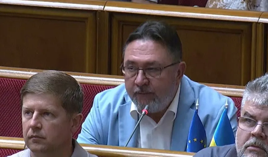 Один із найвпливовіших нардепів від Слуги народу оголосив про складання мандату - today.ua