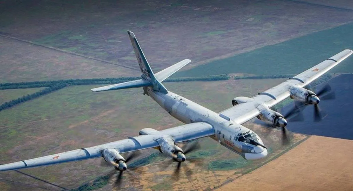 Охота на Ту-95 продолжается: Украина снова ударила по стратегической авиации РФ - today.ua
