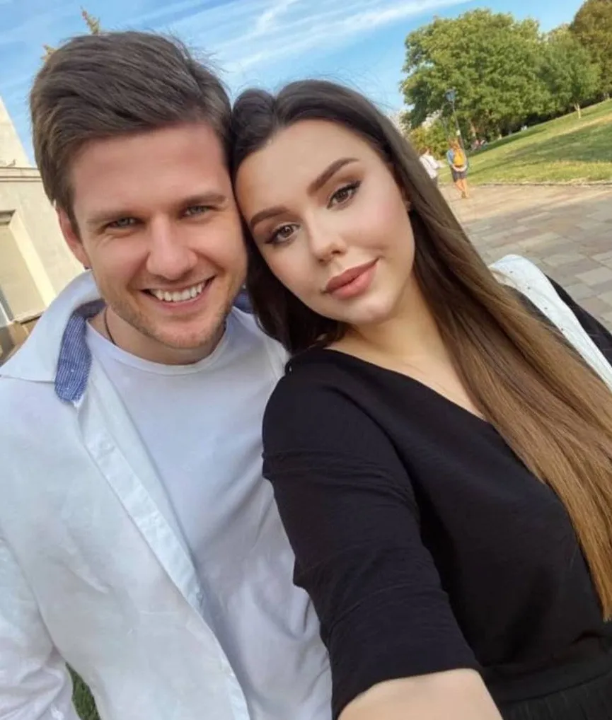 Дочь Павла Зиброва отменила свадьбу после 10 лет отношений: певец назвал причину Дочь Павла Зиброва отменила свадьбу после 10 лет отношений: певец назвал причину - today.ua