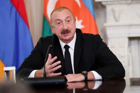 За закрытыми дверями: в Баку состоялись тайные переговоры по поводу войны в Украине