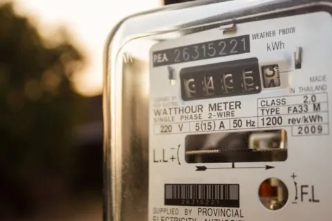 Только пять дней, чтобы избежать долгов: в ДТЕК напомнили, что нужно знать о показаниях счетчика