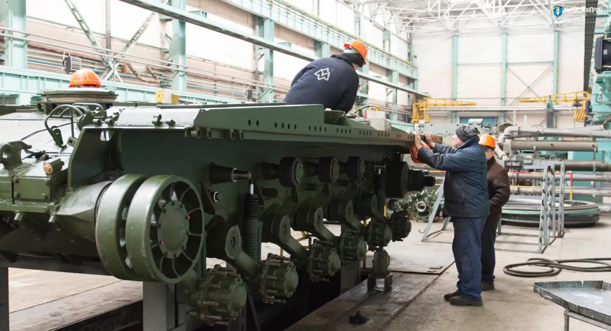 Депутати дозволити підприємствам, що належать до критично важливих, давати бронь ухилянтам від мобілізації - today.ua